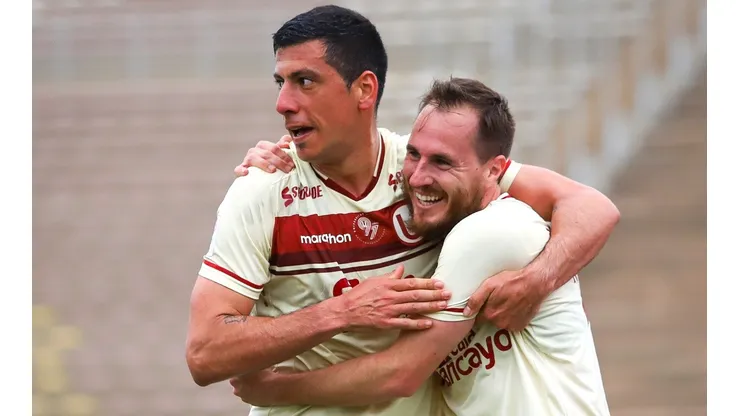Federico Alonso y Hernán Novick, jugadores de Universitario de Deportes. (Foto: Liga de Fútbol Profesional)