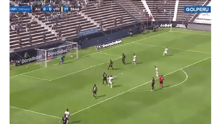 'El Pirata' salvador: Hernán Barcos pone el 1-0 con 'cabezazo' ante UTC de Cajamarca