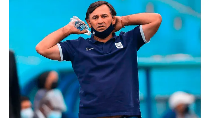 Carlos Bustos habló sobre el duelo que sostendrá Alianza Lima ante River Plate este miércoles. Foto: GLR