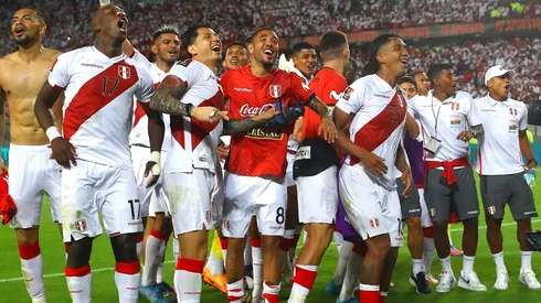 Selección Peruana luego de vencer a Paraguay. (Foto: Getty Images)