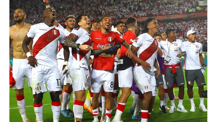 Selección Peruana luego de vencer a Paraguay. (Foto: Getty Images)