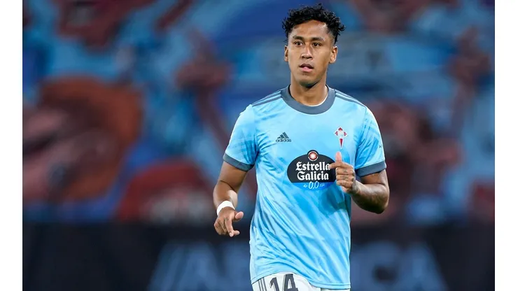 Renato Tapia volvió a sumar minutos en derrota por 2-1 del Celta ante el Real Madrid. Foto: Getty