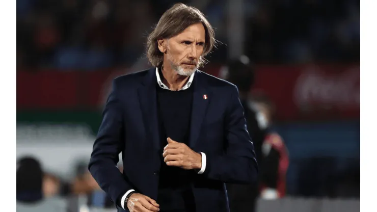 A falta de dos días: Ricardo Gareca trabajó sin un titular indiscutible por molestias físicas