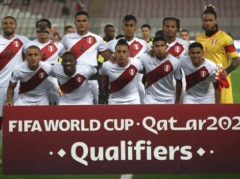 ¿Cuál es el porcentaje de victorias como local de Perú en el formato Eliminatorias Sudamericanas?