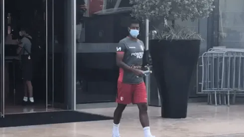 Buena noticia: Selección Peruana recuperó a Miguel Araujo tras superar el COVID-19