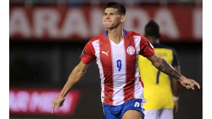 Robert Morales será baja ante la Selección Peruana en la última fecha de las Eliminatorias. Foto: Albirroja
