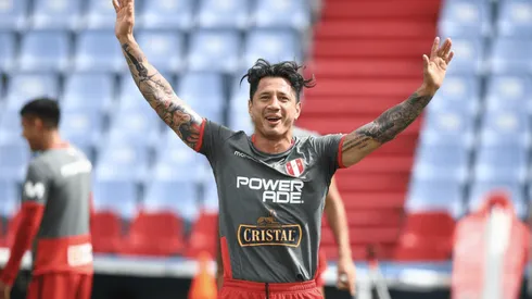 Se perfila como titular: Gianluca Lapadula entrenó con total normalidad