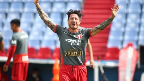 Gianluca Lapadula y su optimismo de cara al duelo ante Uruguay de este jueves. Foto: FPF