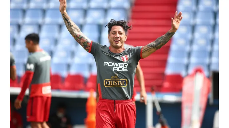 Gianluca Lapadula y su optimismo de cara al duelo ante Uruguay de este jueves. Foto: FPF