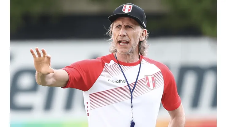Define los detalles: Ricardo Gareca paró equipo antes de viajar a Montevideo
