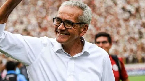 Gregorio Pérez, exentrenador de Universitario de Deportes. (Foto: Twitter Universitario)