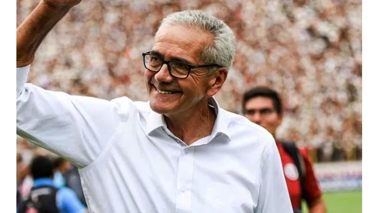 Gregorio Pérez, exentrenador de Universitario de Deportes. (Foto: Twitter Universitario)