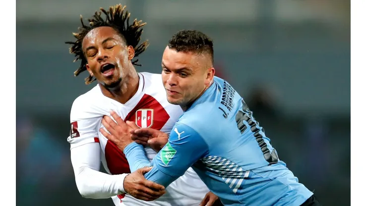 Perú juega ante Uruguay en el estadio Centenario por las Eliminatorias Sudamericanas. (Foto: Getty Images)
