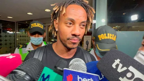 André Carrillo llegó a Lima e hizo promesa: "Vamos a darlo todo por la Selección Peruana"