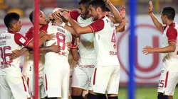 El plantel de Universitario festejando un gol en el estadio Monumental. (Foto: Liga de Fútbol Profesional)