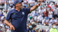Carlos Bustos, entrenador de Alianza Lima. (Foto: Liga de Fútbol Profesional)