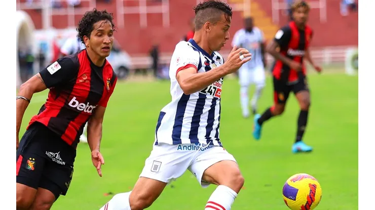 Cristian Benavente fue titular en Alianza Lima, pero no pudo evitar la caída del plantel íntimo. (Foto: Twitter Alianza Lima)