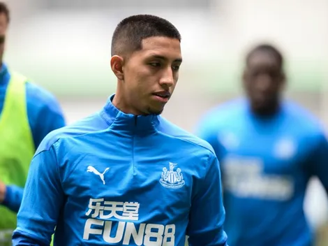 Rodrigo Vilca llegó a Perú y ya posó con los colores de Universitario