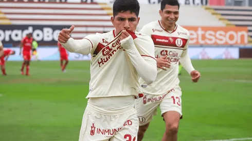 Es oficial: Piero Quispe renovó con Universitario de Deportes por tres temporadas