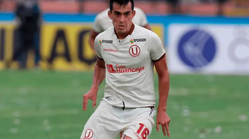 Iván Santillán mostró su alegría por volver a las canchas, pese a que Universitario perdió. Foto: Fútbol Profesión del Fútbol