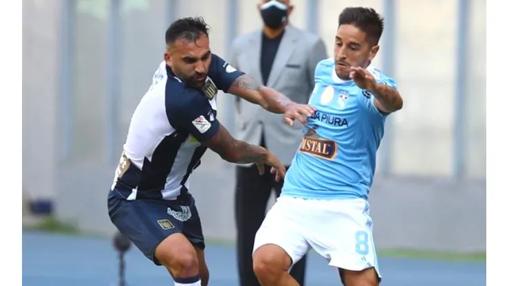 Alianza Lima vs Sporting Cristal durante un cotejo en el 2021. (Foto: Liga de Fútbol Profesional)
