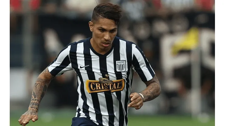 ¿Cuándo firmará Paolo Guerrero por Alianza Lima? Llegó a la capital peruana