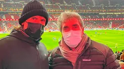 La postal que dejó Ricardo Gareca y Nestor Bonillo en el Wanda Metropolitano. Foto: FPF