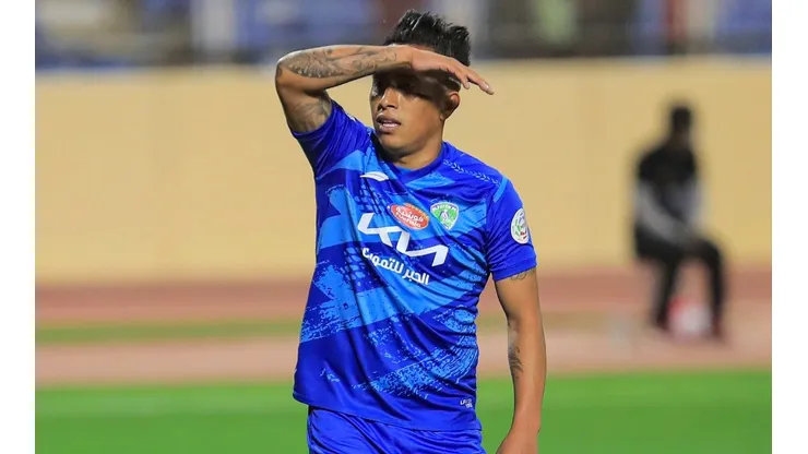 Christian Cueva, mediocampista del Al Fateh. (Foto: Twitter Al Fateh)
