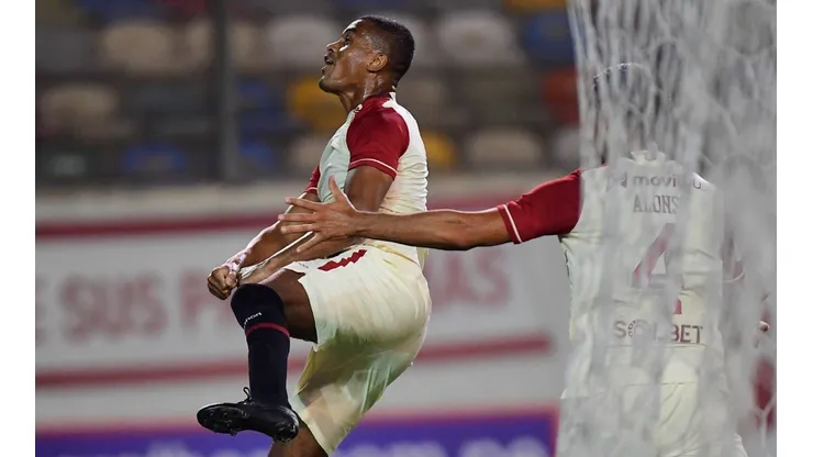 Nelinho Quina, jugador de Universitario de Deportes. (Foto: Liga de Fútbol Profesional)