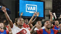 Selección Peruana cómo estaría sin el VAR. (Foto: Twitter Selección Peruana / Getty Images)