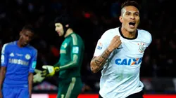 Paolo Guerrero y el gol que le anotó a Chelsea en el Mundial de Clubes del 2012. Foto: Getty