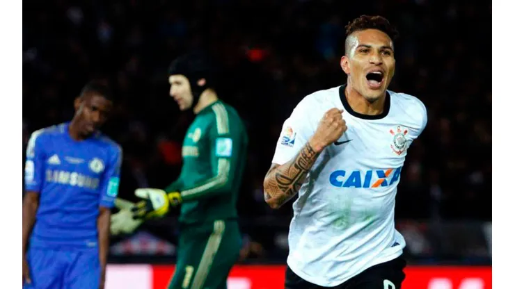 Paolo Guerrero y el gol que le anotó a Chelsea en el Mundial de Clubes del 2012. Foto: Getty