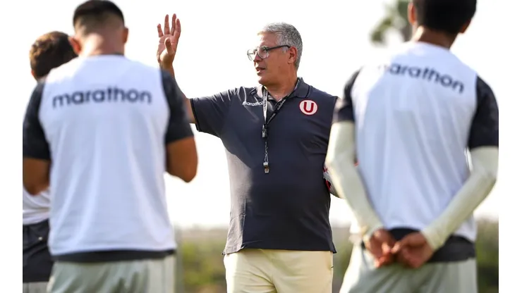 Álvaro Gutíerrez, actual técnico de Universitario de Deportes. (Foto: Twitter Universitario de Deportes)