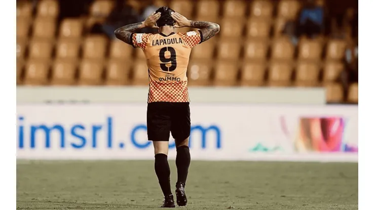 Arrancó mal: Gianluca Lapadula pierde primera instancia de un juicio ante Benevento