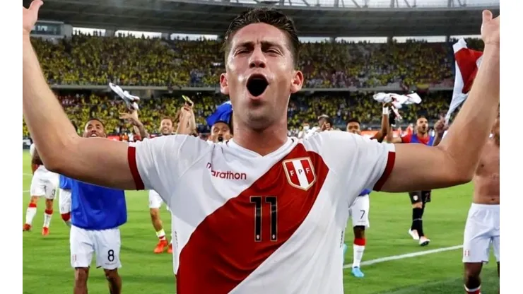 Santiago Ormeño entrenando con la Selección Peruana. (Foto: Twitter Selección Peruana)
