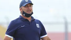 Carlos Bustos, técnico de Alianza Lima. (Foto: Liga de Fútbol Profesional)