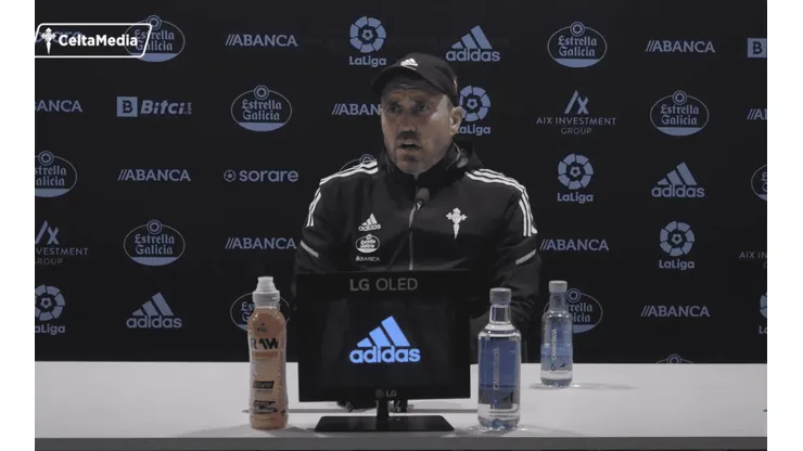 Eduardo Coudet en conferencia de prensa con Celta de Vigo. Foto: Celta de Vigo (Youtube)