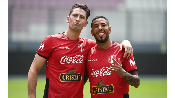 Sergio Peña salió en defensa de Santiago Ormeño: "Es un gran jugador, tiene calidad"