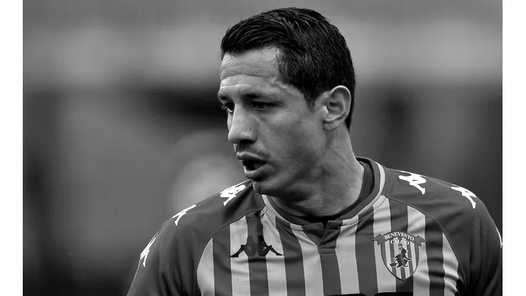 A un día del cierre del mercado de pases, Gianluca Lapadula sigue siendo del Benevento. (Foto: Getty Images)
