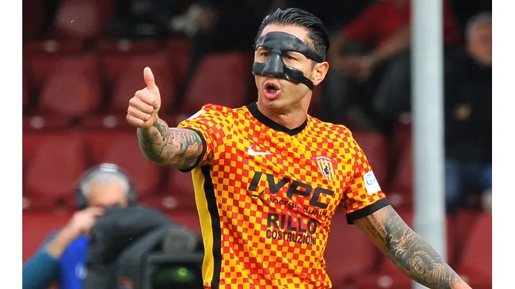 4 países dónde no cerró el mercado de pases y aún puede ir Lapadula lejos de Benevento