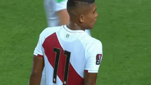 Redes sociales destruyen el rendimiento de Raziel García frente Ecuador