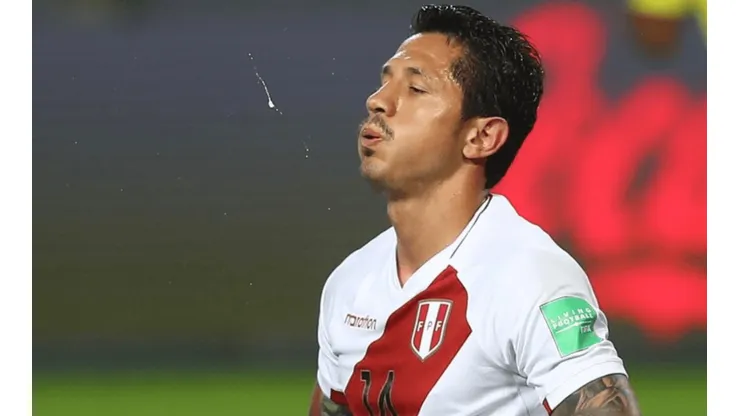 Así quedó la nariz de Gianluca Lapadula tras el enfrentamiento ante Colombia