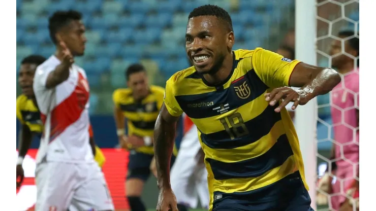 Perú se mide ante Ecuador en el estadio Nacional este martes por las Eliminatorias Sudamericanas. (Foto: Getty Images)