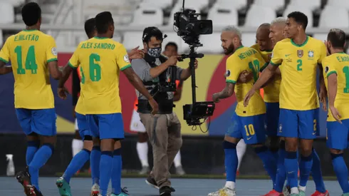 Descubridor de Neymar: "Marcos López me hace recordar a Alex Sandro en sus inicios"