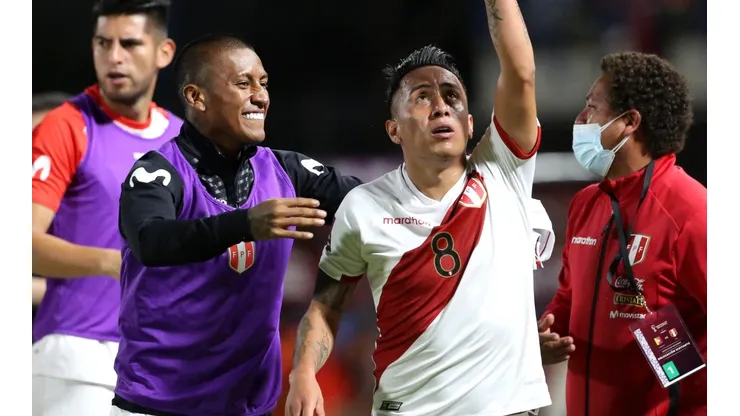 Perú necesita vencer a Colombia y a Ecuador para encaminar su paso hacia Qatar 2022. (Foto: Getty Images)