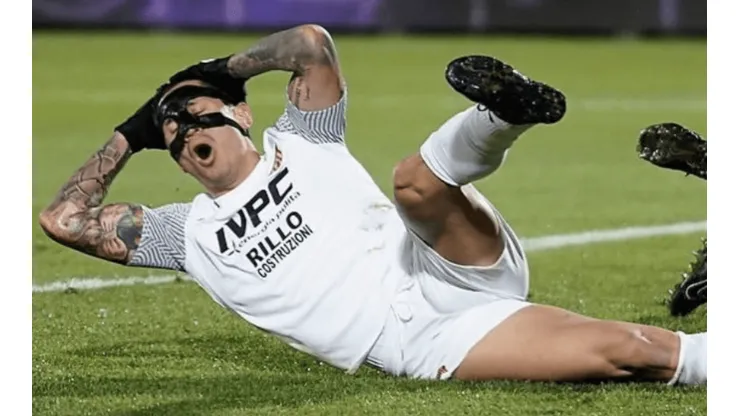 Casi no llega: Benevento intentó impedir el viaje de Gianluca Lapadula al Perú