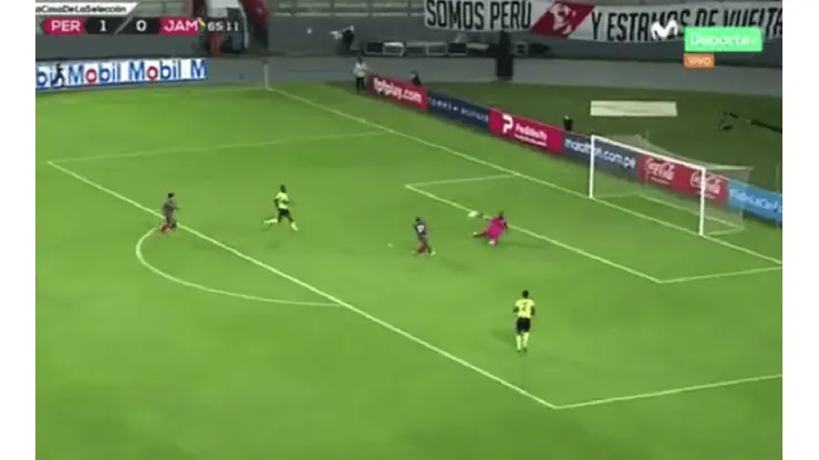 Apareció el goleador: Alex Valera pone el 2-0 tras 'blooper gigante' de Jamaica
