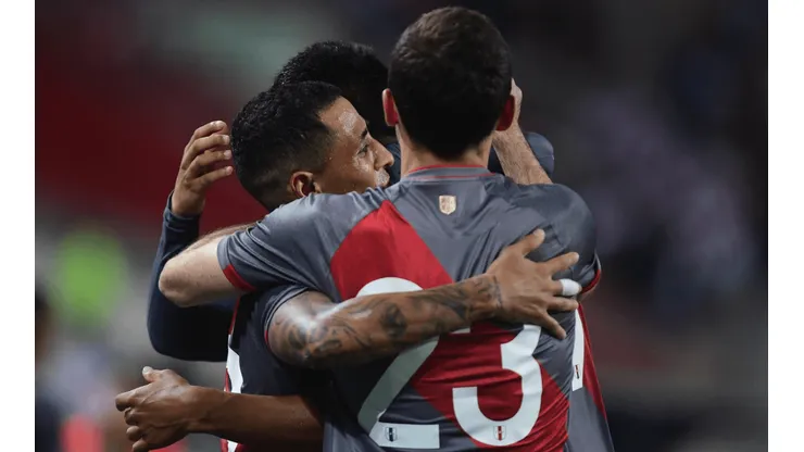 Para pensar en Colombia: Perú goleó por 3-0 a Jamaica