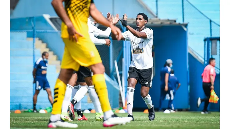 Sporting Cristal derrotó 1-0 a la Academia Cantolao en duelo amistoso. Foto: Sporting Cristal