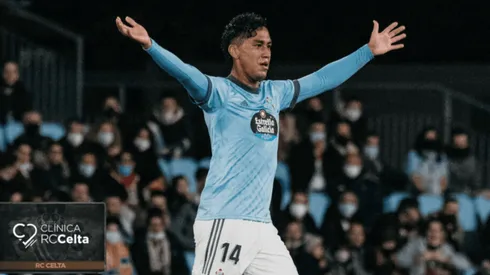 Tiene el alta: Celta de Vigo informó el estado médico de Renato Tapia
